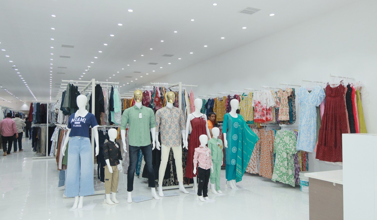 9MB fashion store